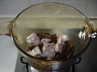 茶树菇排骨汤