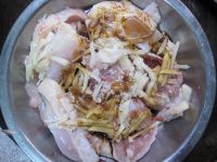 红枣枸杞蒸鸡肉
