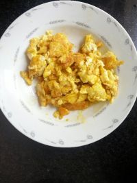 红椒炒鸡蛋