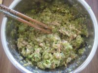 鲜肉芹菜蒸饺