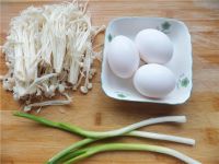 金针菇炒鸡蛋