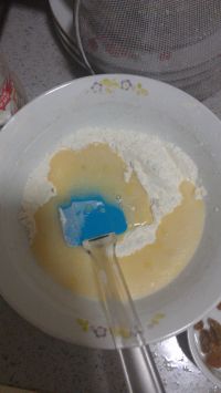 蜂蜜提子纸杯蛋糕