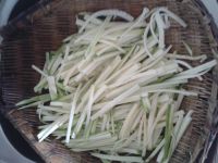 炒嫩南瓜丝