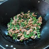 瘦肉豆角炒面