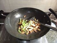 芹菜炒腩肉