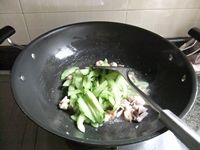 鲜虾肉片炒青瓜