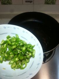 香辣椒炒蛋