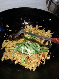 煸炒龙爪豆