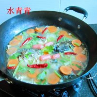 鱼头素菜火锅