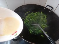 腐乳炒通菜