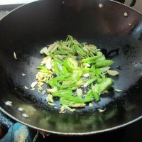 辣炒鸭血
