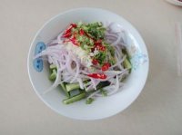 洋葱拌黄瓜