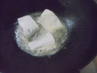 鲙鱼煨蒜苔