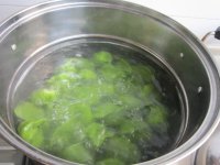 菠菜汁香菇猪肉饺子