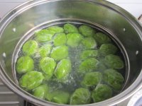 菠菜汁香菇猪肉饺子