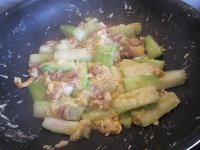 鸡蛋虾米炒丝瓜