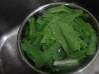 卤牛肉炒油麦菜