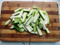 韭菜炒丝瓜