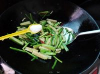 韭菜炒丝瓜