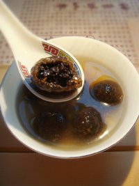 芝麻藕粉圆子