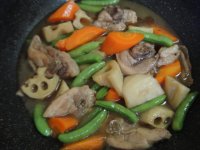 鸡肉煮莲藕