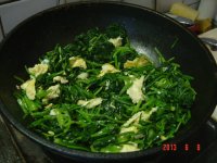 菠菜炒鸡蛋