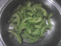 苦瓜炒肉片