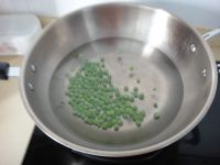 青豆炒虾仁
