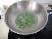 青豆炒虾仁