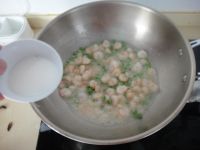 青豆炒虾仁