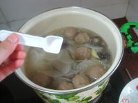 牛肉丸白萝卜汤煲