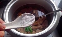 山药排骨番茄汤