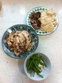 酱油肉炒豆干