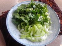 青菜未炒肉丝