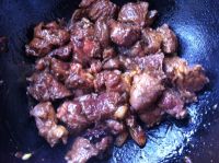 炖牛肉