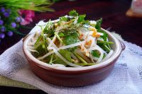 香菜拌绿豆芽