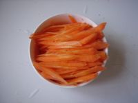 胡萝卜拌豆皮
