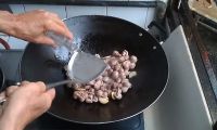 卤鸽肾
