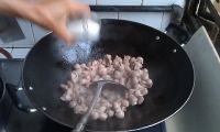 卤鸽肾
