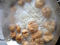 油面筋鸡蛋面