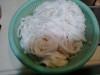 芽菜炒河粉