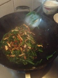 韭菜豆干小炒肉