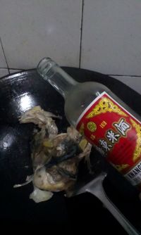 鲫鱼头豆腐汤