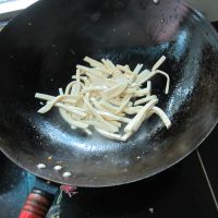 河虾豆腐丝