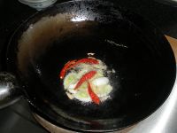 蒜苗炒洋白菜