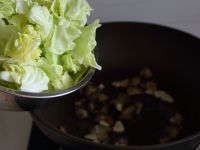 腊肉包菜