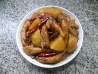 土豆烧凤爪