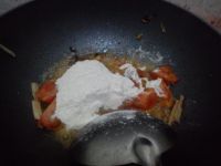 西红柿鸡蛋紫菜汤