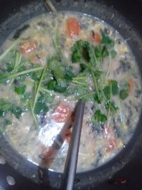 西红柿鸡蛋紫菜汤
