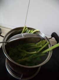 芹菜猪肉水饺